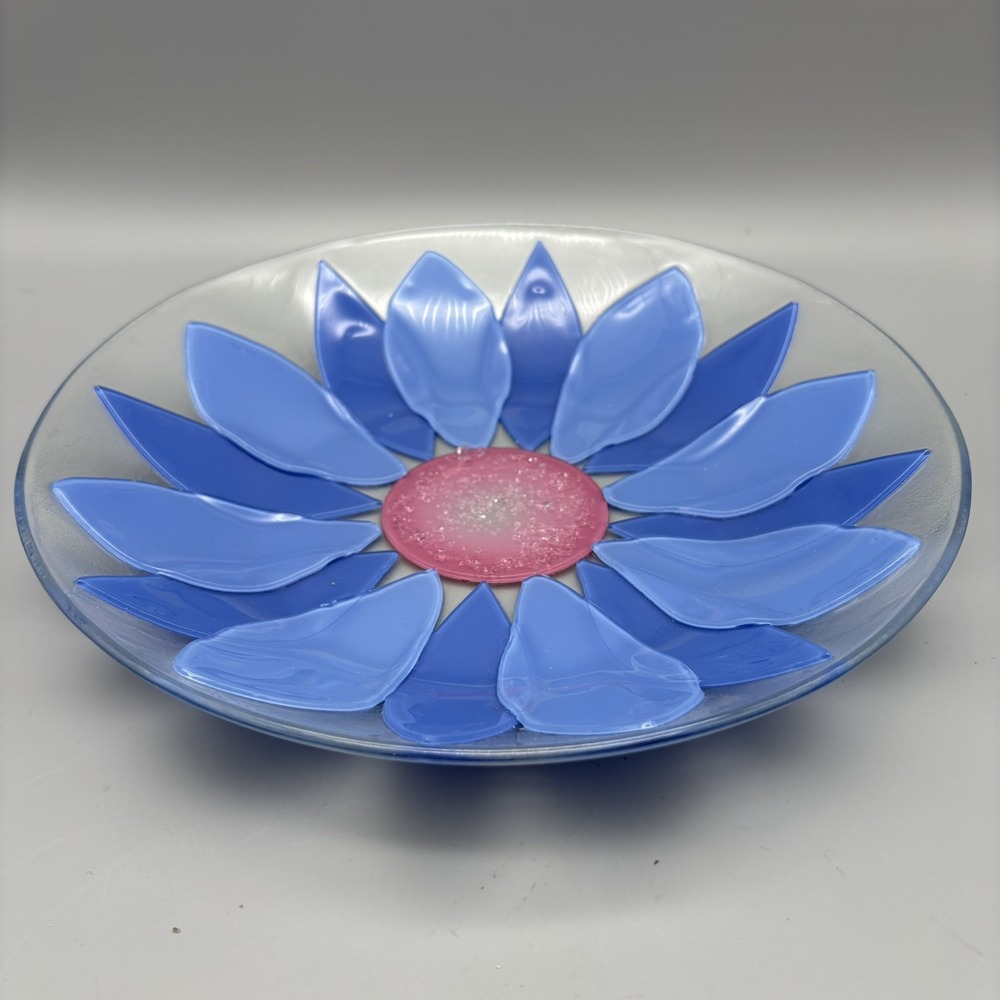 Villeroy & Boch Floral Vitrum Shallow Bowl Daisy Blue Pink Fused Glass‎ 10.5"